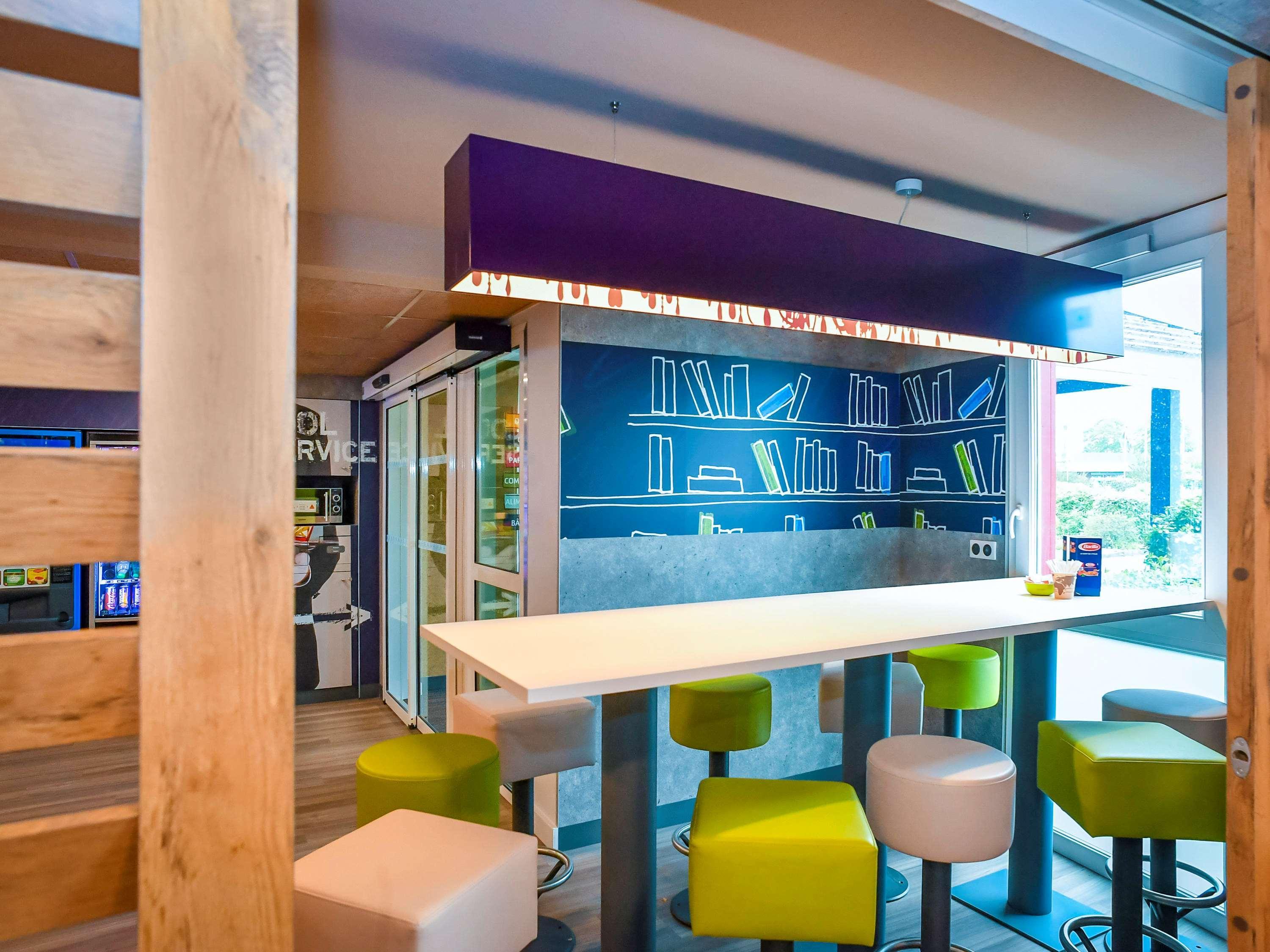 Ibis Budget Coutances Exterior photo