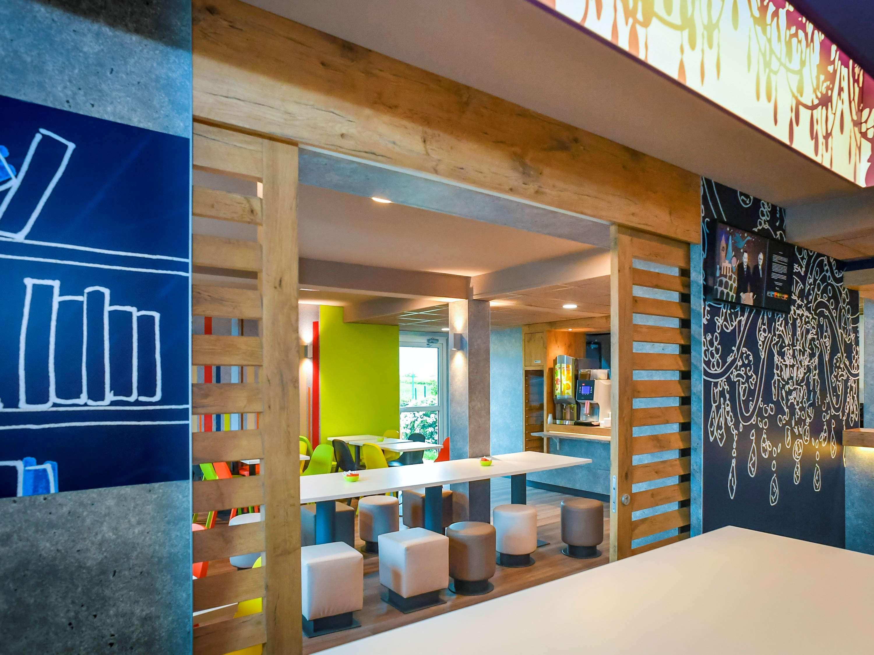 Ibis Budget Coutances Exterior photo
